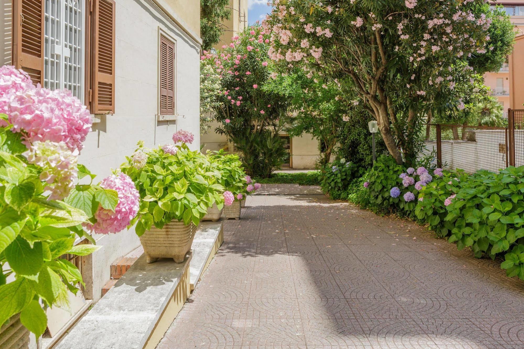 Domus Manlii B&B Ρώμη Εξωτερικό φωτογραφία
