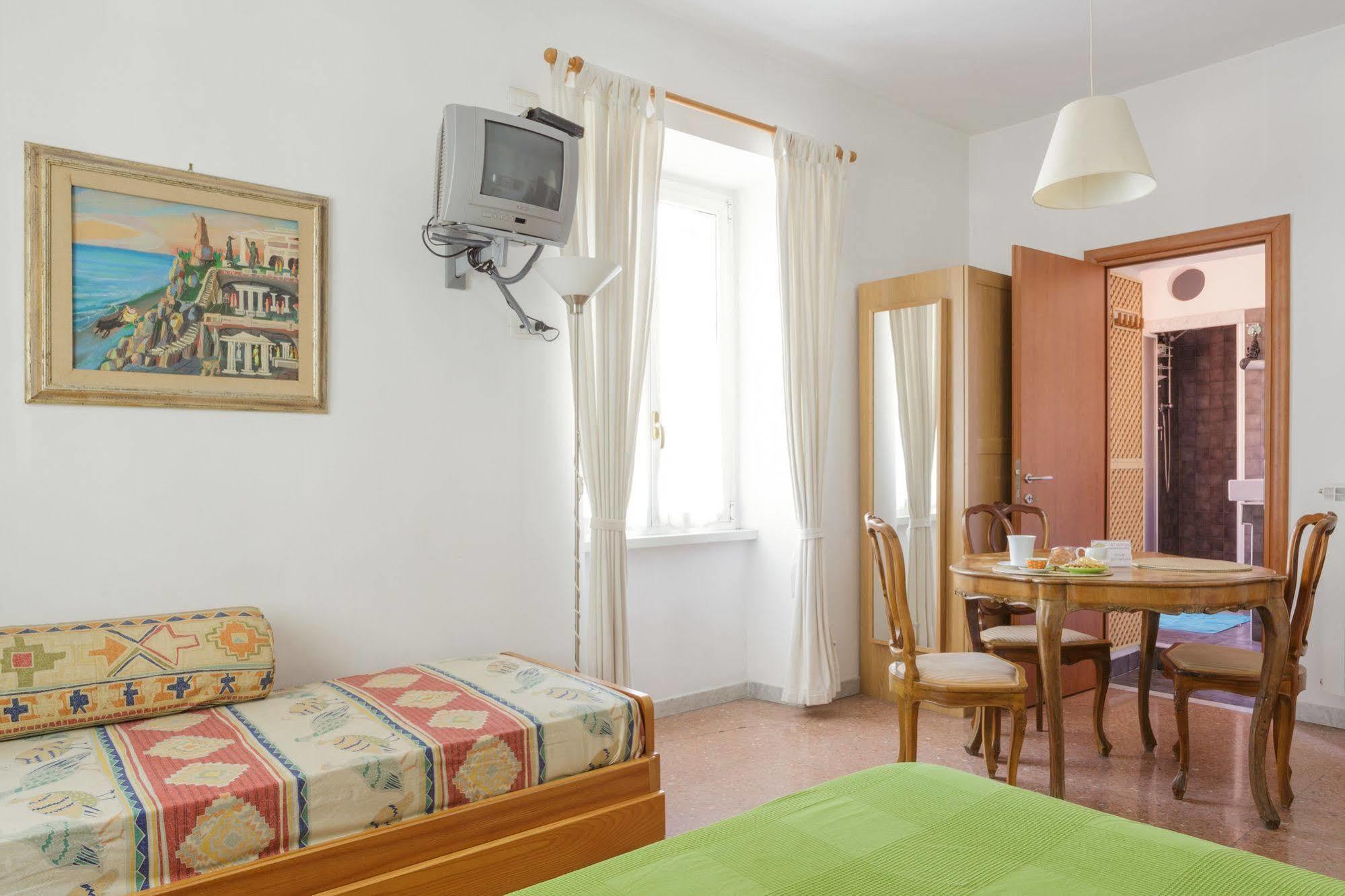 Domus Manlii B&B Ρώμη Εξωτερικό φωτογραφία