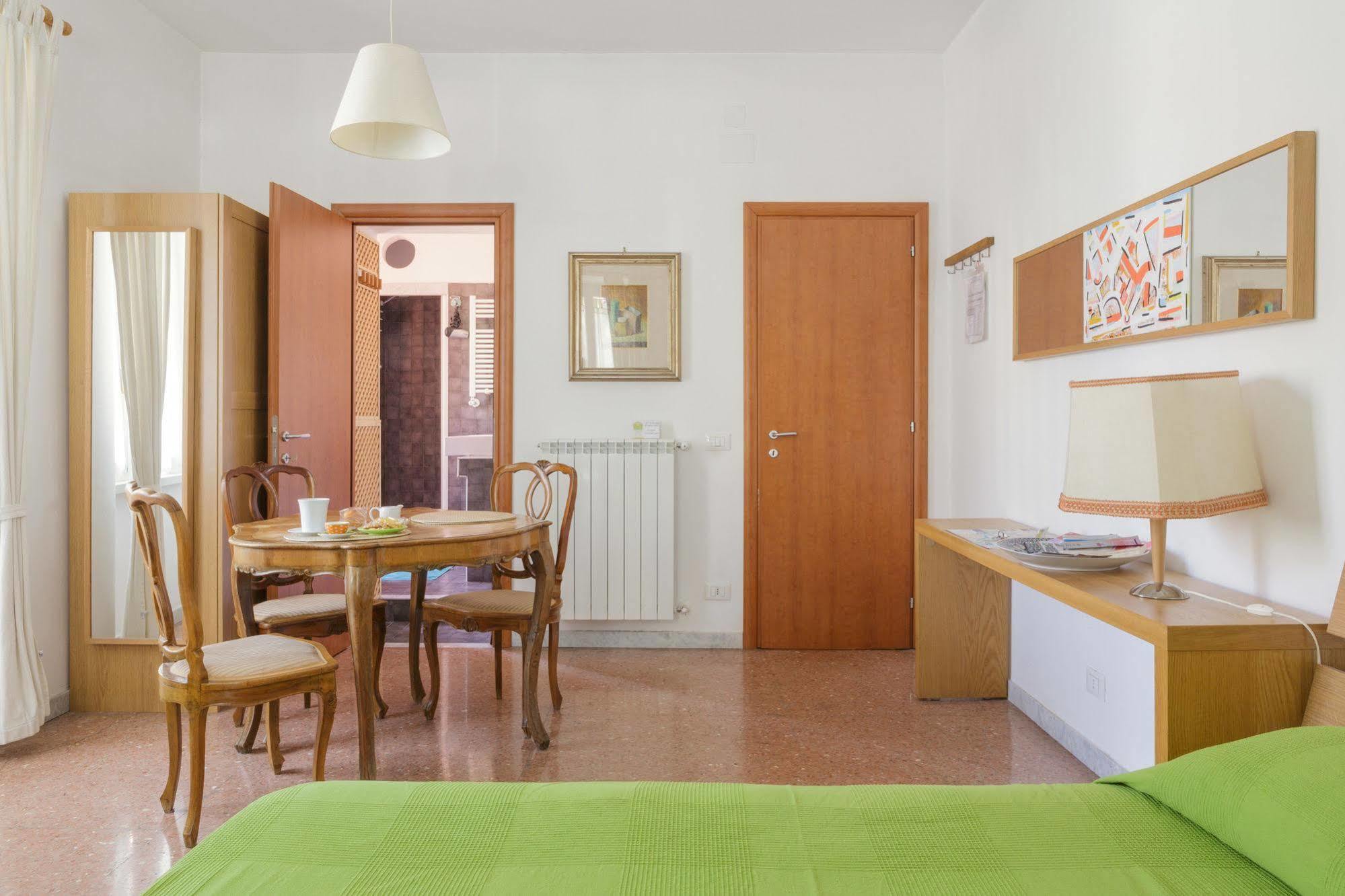 Domus Manlii B&B Ρώμη Εξωτερικό φωτογραφία