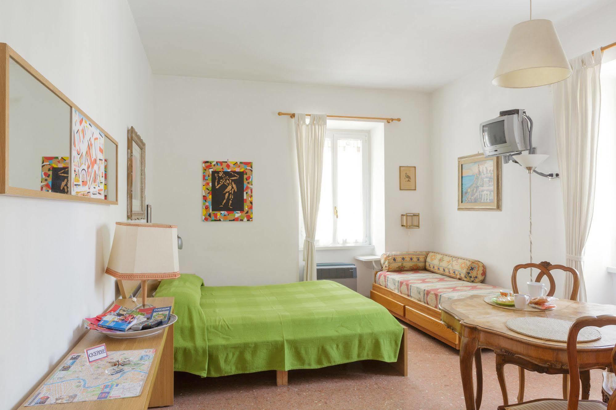 Domus Manlii B&B Ρώμη Εξωτερικό φωτογραφία