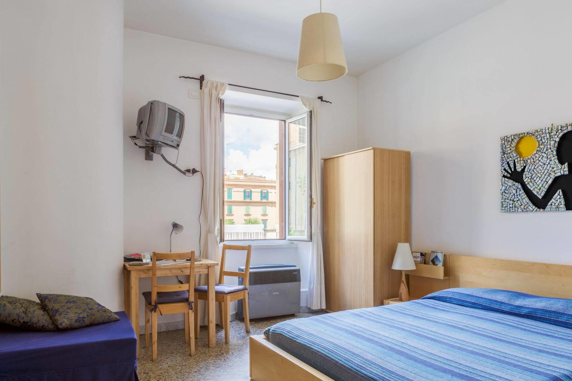 Domus Manlii B&B Ρώμη Εξωτερικό φωτογραφία